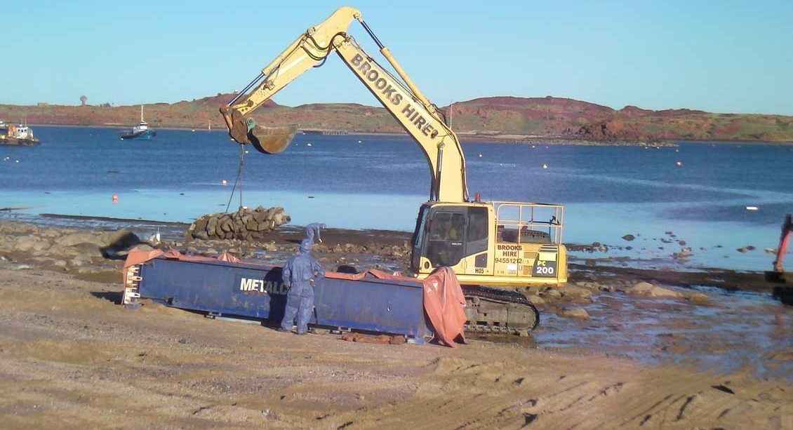 Dampier waste water pipe removal